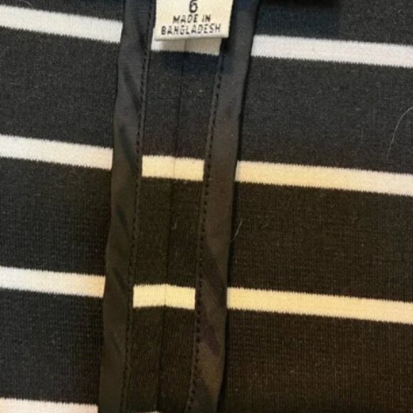 Evan Picone short jacket. 1 button - Picture 2 of 3